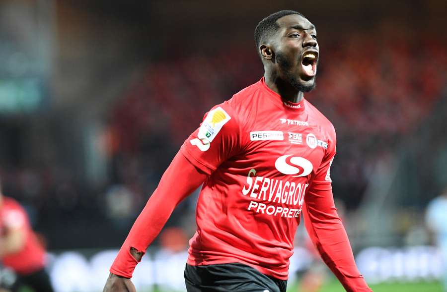 L’attaquant bissau-guinéen Alexandre Mendy célèbre son but avec Guingamp face à Monaco en demi-finale de Coupe de la Ligue, le 29 janvier 2019.
