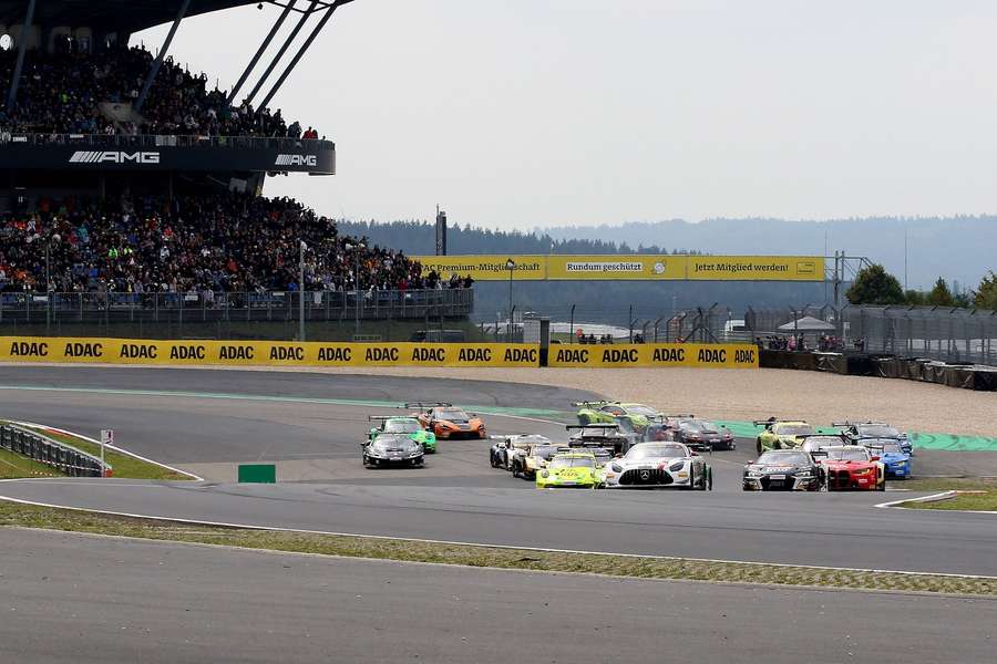 Een DTM-race op de Nürburgring