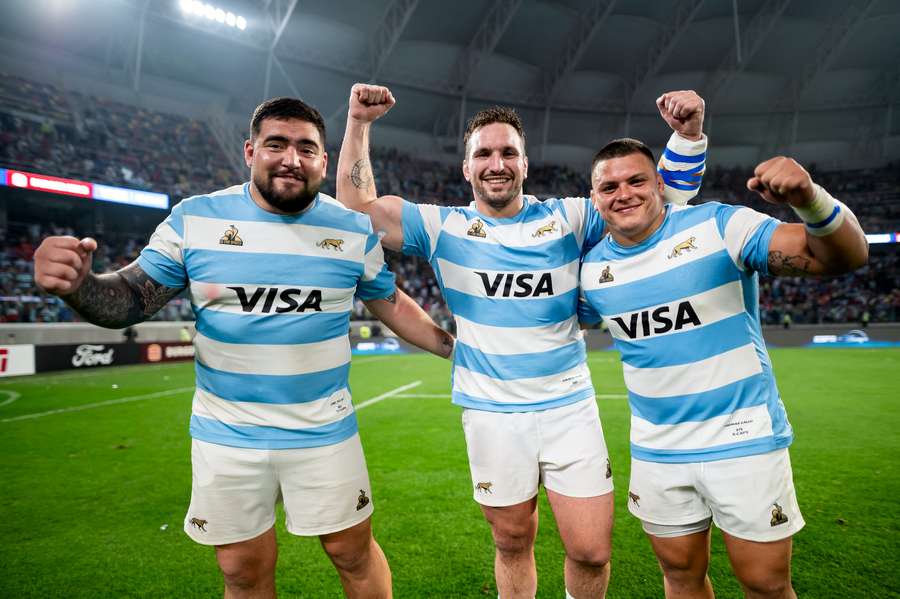 Les Argentins célébrant leur victoire.