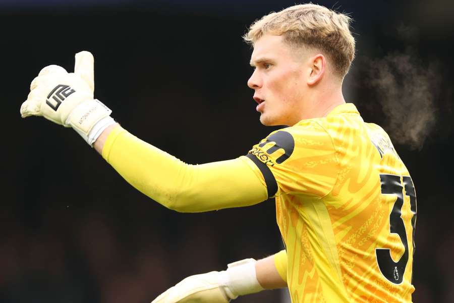 Fanoušci Tottenhamu po dalším výprasku tlačí trenéra, aby nasadil Kinského. Kdy jindy, ptají se