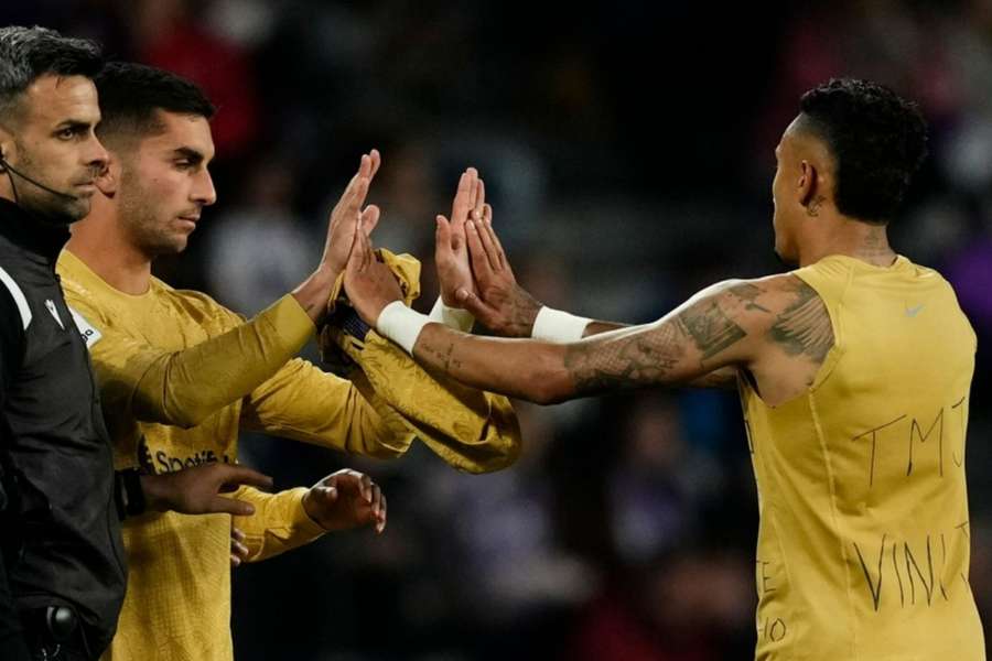 Raphinha oddał hołd Viniemu Jr. podczas meczu Barçy