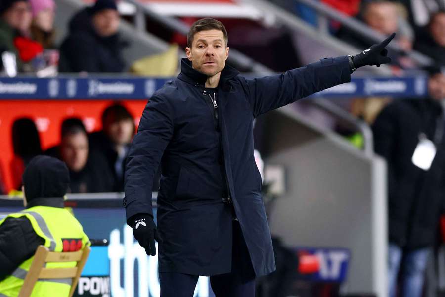 Bayer Leverkusen coach Xabi Alonso has not given up on the title yet