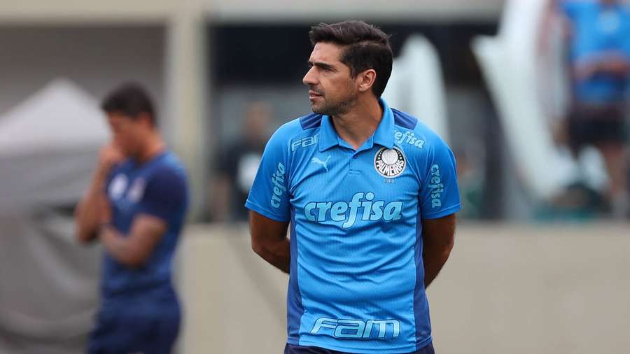 Abel reconheceu a superioridade do Água Santa no jogo