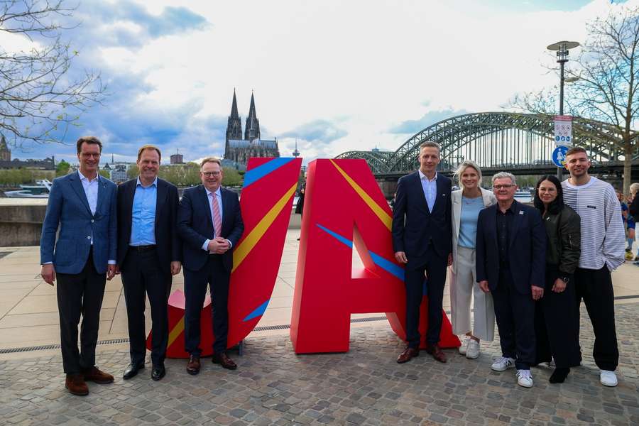 Hendrik Wüst (l.) und Co. am Sonntag.