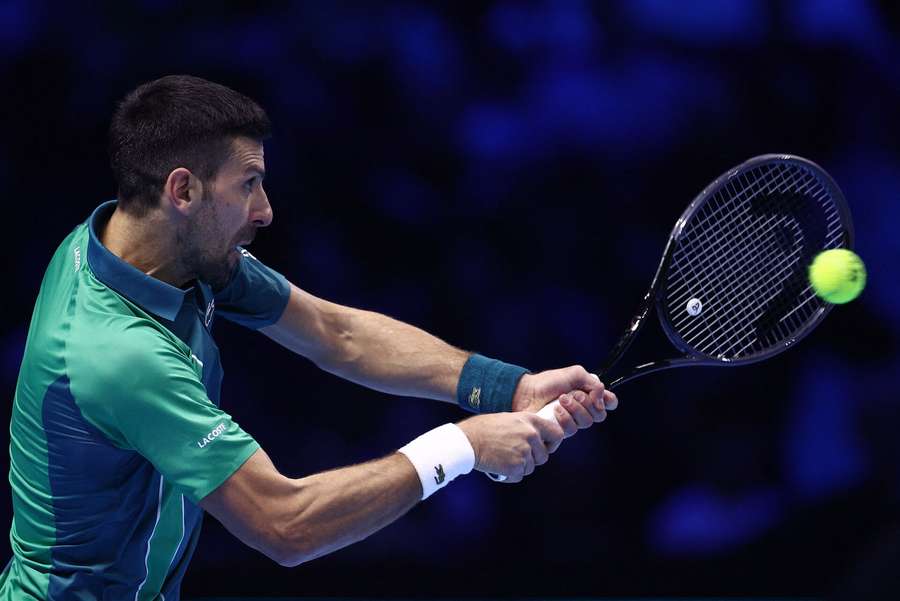 Djokovic sender Serbien i Davis Cup-semifinale