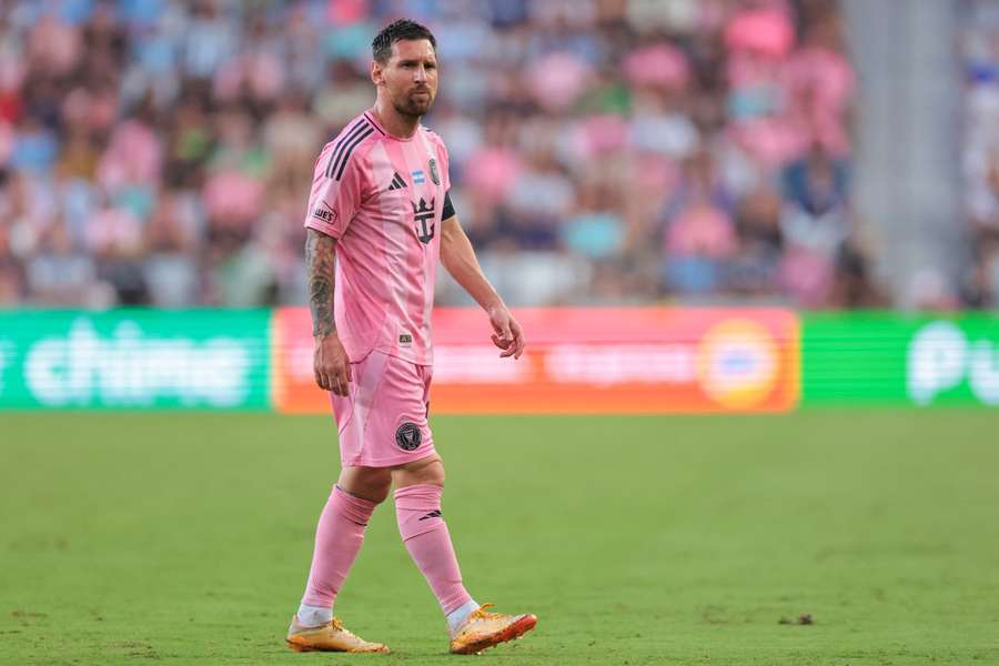 Messiho trápilo v zápase s Philadelphií stehno.