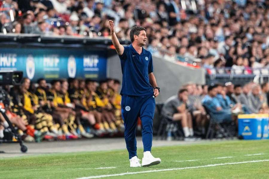 Chivu a analizat remiza înregistrată de Inter cu rivala AC Milan Chivu a analizat remiza înregistrată de Inter cu rivala AC Milan