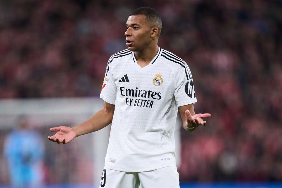 Kylian Mbappe hatte in Madrid Anpassungsschwierigkeiten. Kylian Mbappe hatte in Madrid Anpassungsschwierigkeiten.