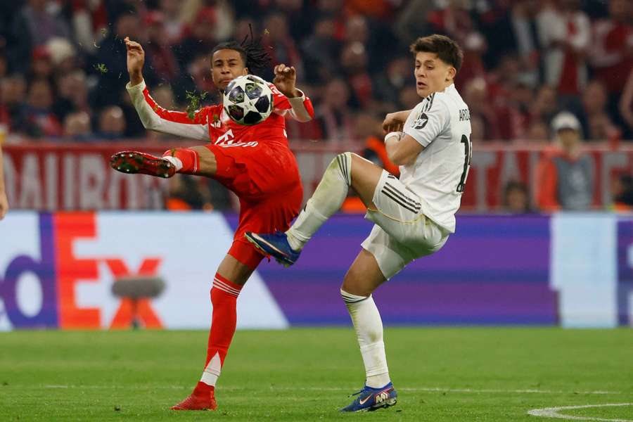 LIVE Champions League: Bayern Munchen - Real Madrid / Arsenal - Sporting