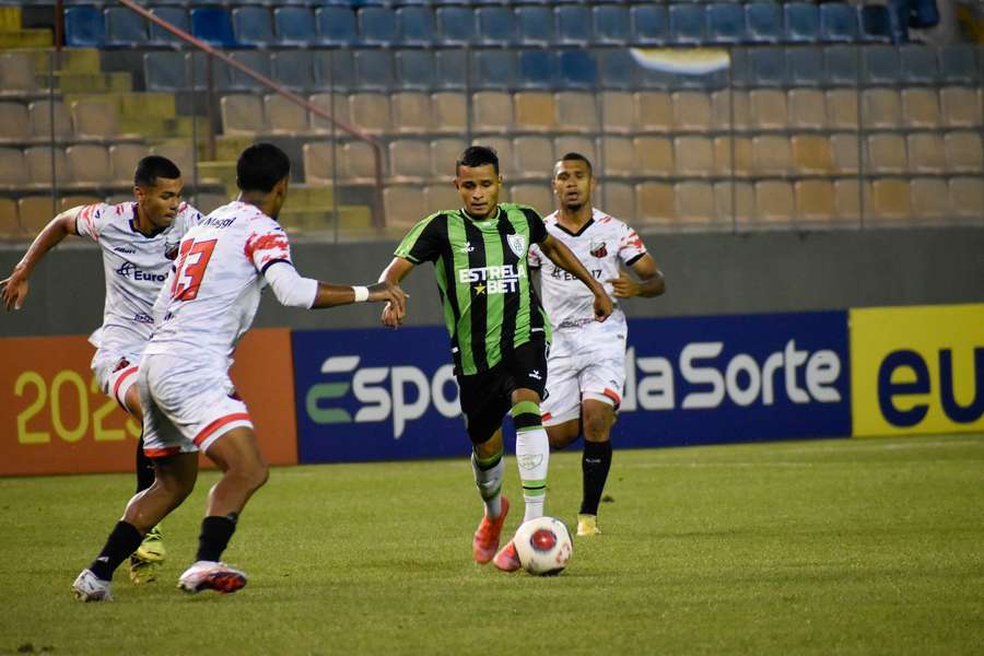 América-MG passa com propriedade pelo Ituano e está na semifinal da Copinha