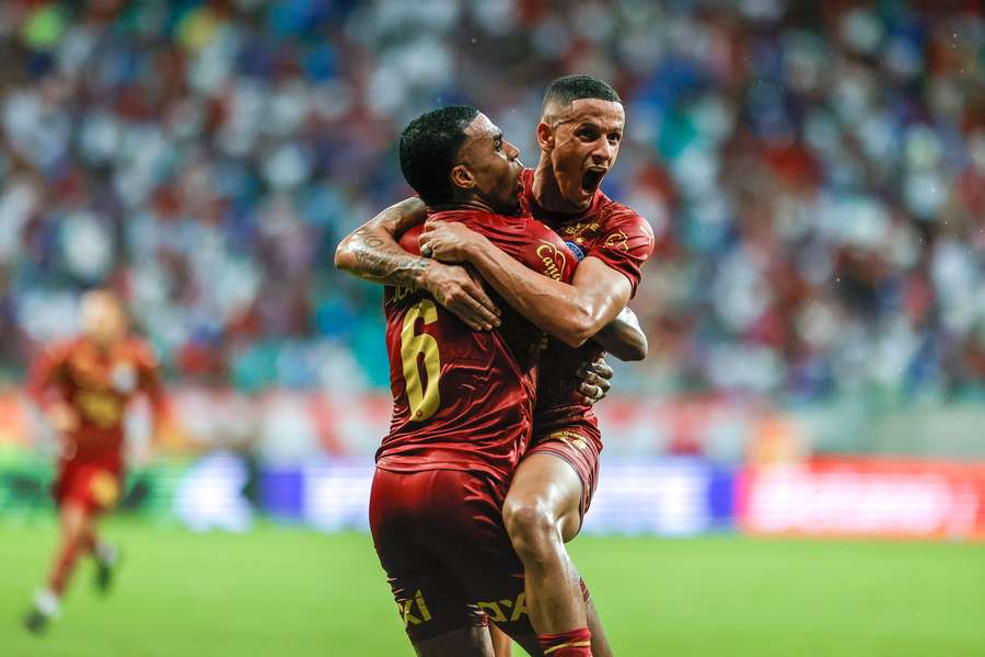 Luciano Juba garantiu o empate para o Bahia no fim