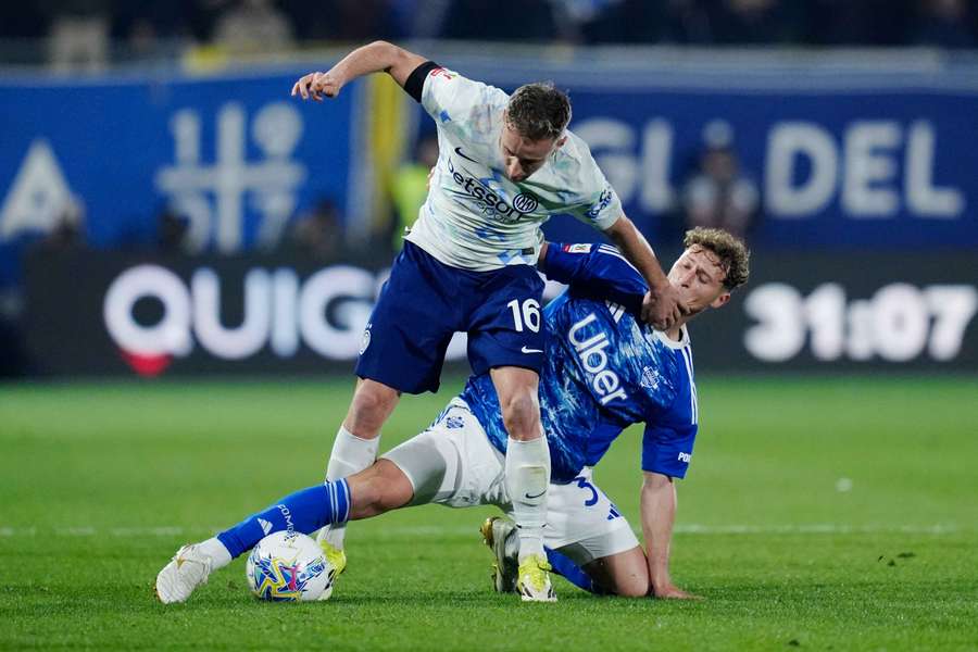 Côme et l'Inter Milan se neutralisent en demi-finale aller en Coupe d'Italie Côme et l'Inter Milan se neutralisent en demi-finale aller en Coupe d'Italie