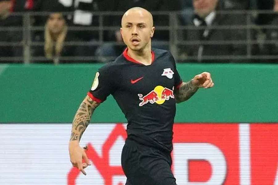 Angeliño perdeu o comboio no RB Leipzig