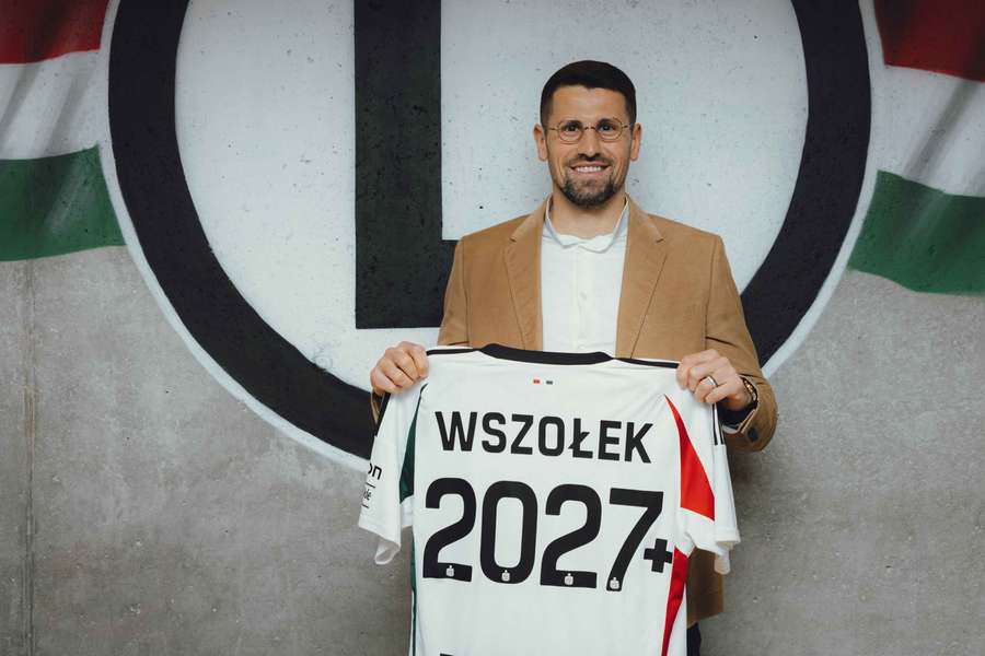 Wszołek zostaje w Legii co najmniej do 2027 roku. Chce pokazać, że starszy też się przyda