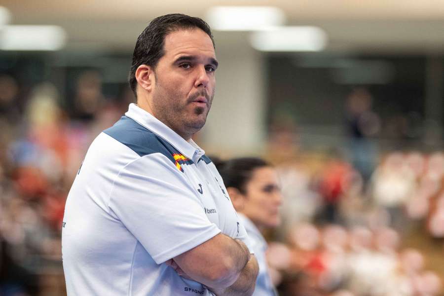 Rocamora ha vuelto a dirigir a sus pupilas a otra victoria Rocamora ha vuelto a dirigir a sus pupilas a otra victoria