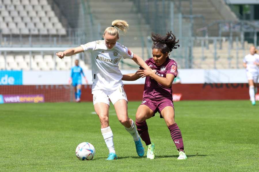 Frauen Bundesliga: Dezimierte Bayern-Frauen bleiben dank Zittersieg Tabellenführer