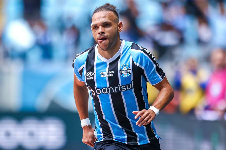 Braithwaite é a esperança de gols do Grêmio