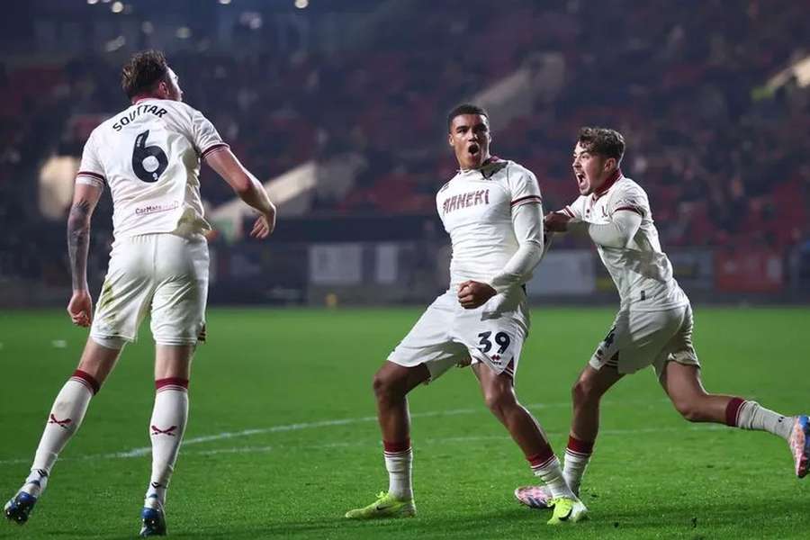 Ryan One já marcou pela equipa principal diante do Bristol City