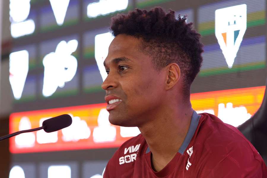 Wendell vai vestir a camisa 18 do São Paulo Wendell vai vestir a camisa 18 do São Paulo