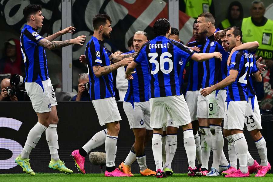La joie de l'Inter sur son premier but. 
