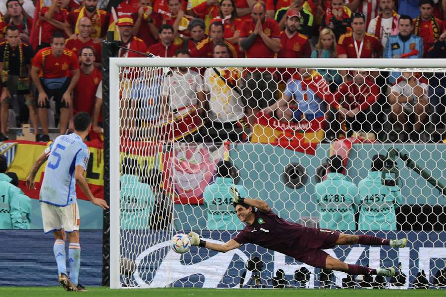 Cuando Busquets marcó su primer gol de penalti: contra la Italia de Buffon en 2016