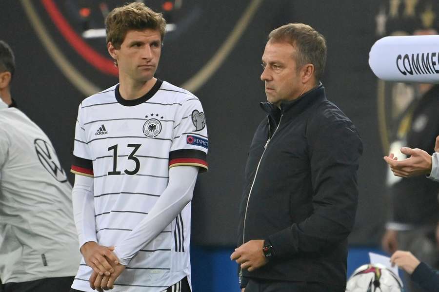 Benhård tysk landstræner dropper stjernerne efter VM-fiasko