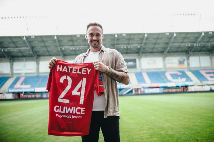 Tom Hateley przedłużył kontrakt z Piastem Gliwice. "Nie mogę się doczekać kolejnego sezonu"