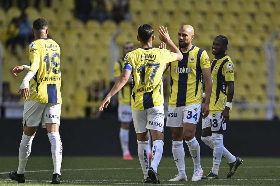 Fenerbahçe conseguiu reviravolta caseira