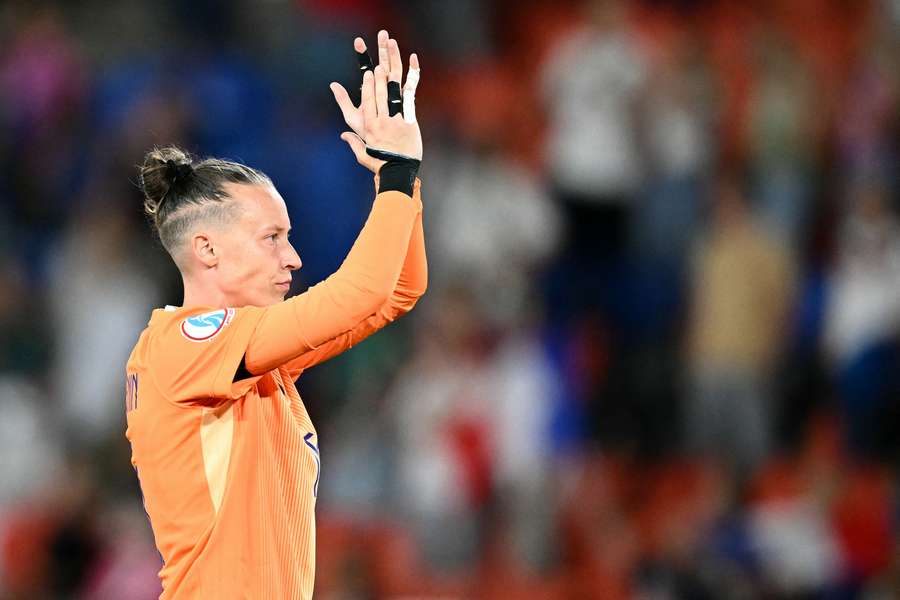 Pauline Peyraud-Magnin dénonce "la haine" en ligne après l'élimination des Bleues