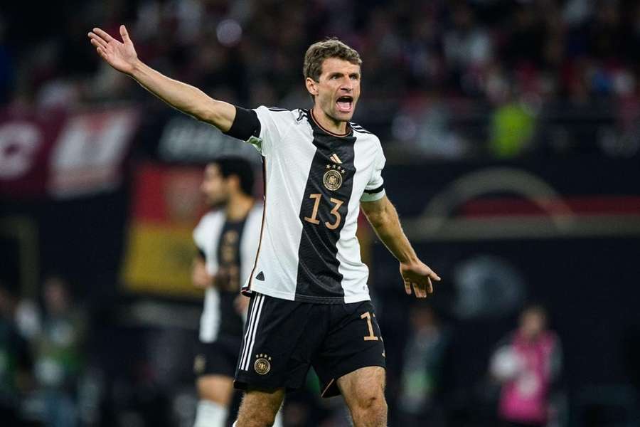 Müller entra no lugar de Füllkrug