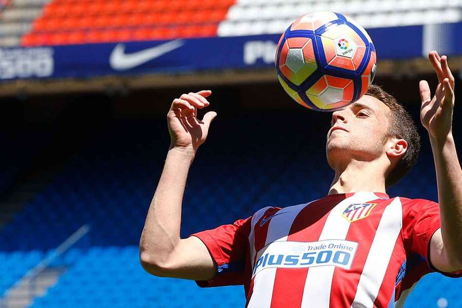 Diogo Jota na apresentação no Atlético Madrid
