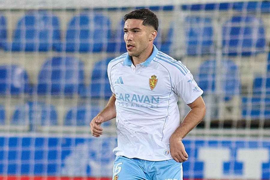 Tachi, durante su debut con el Zaragoza