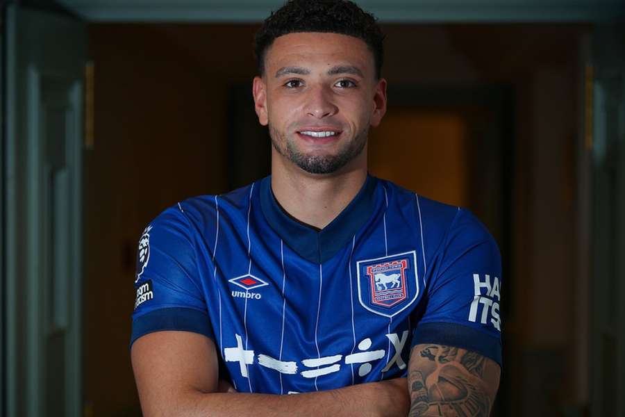 Ipswich send Godfrey back to Atalanta