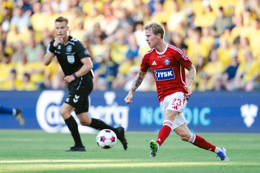 Tonni Adamsen scored the decisive goal in extra time