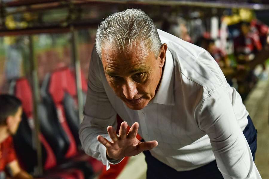 Tite estreou no Carioca com um 4 a 0 sobre o Audax-RJ