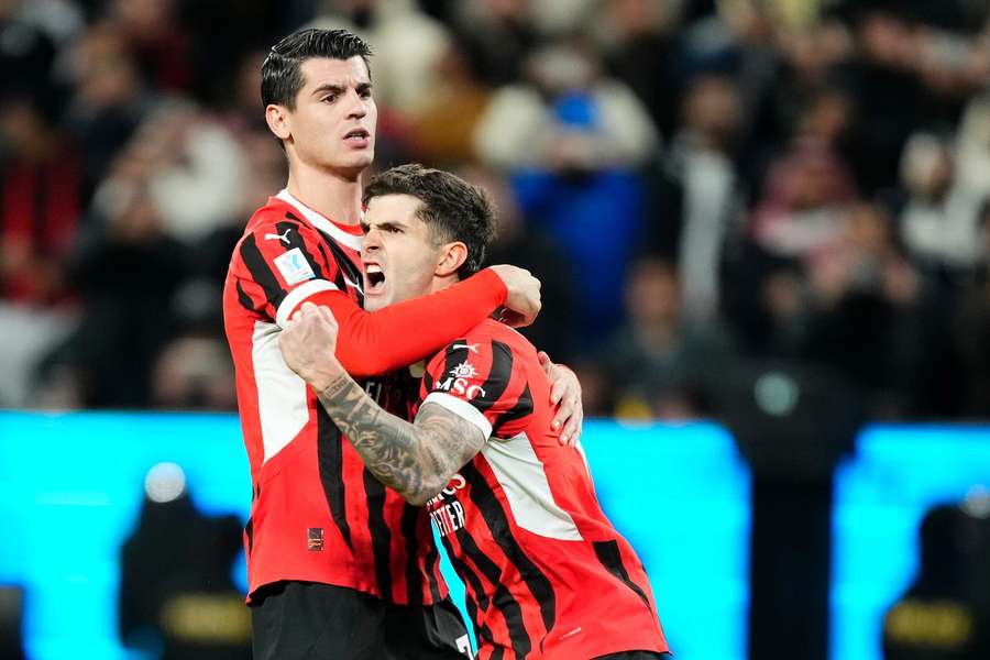 AC Milan s-a calificat în finala Supercupei Italie