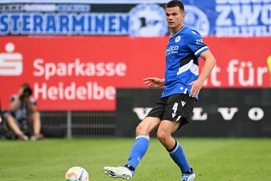 Frederik Jäkel bleibt auch nach dem Abstieg der Arminia in der 2. Bundesliga.