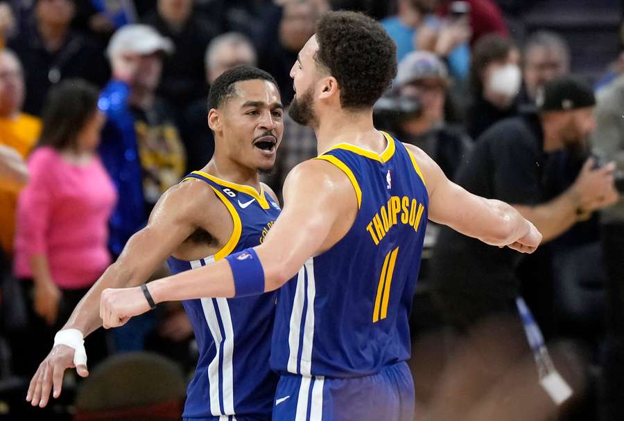 Die beiden Protagonisten beim Sieg der Golden State Warriors gegen Portland: Jordan Poole und Klay Thompson.