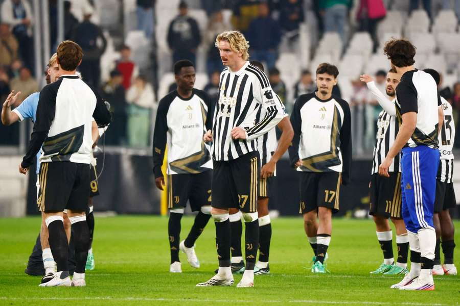 La delusione della Juve a fine gara La delusione della Juve a fine gara