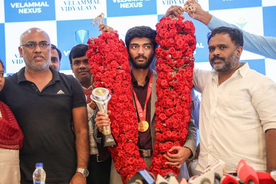 Gukesh bei seiner Rückkehr nach Indien in Chennai