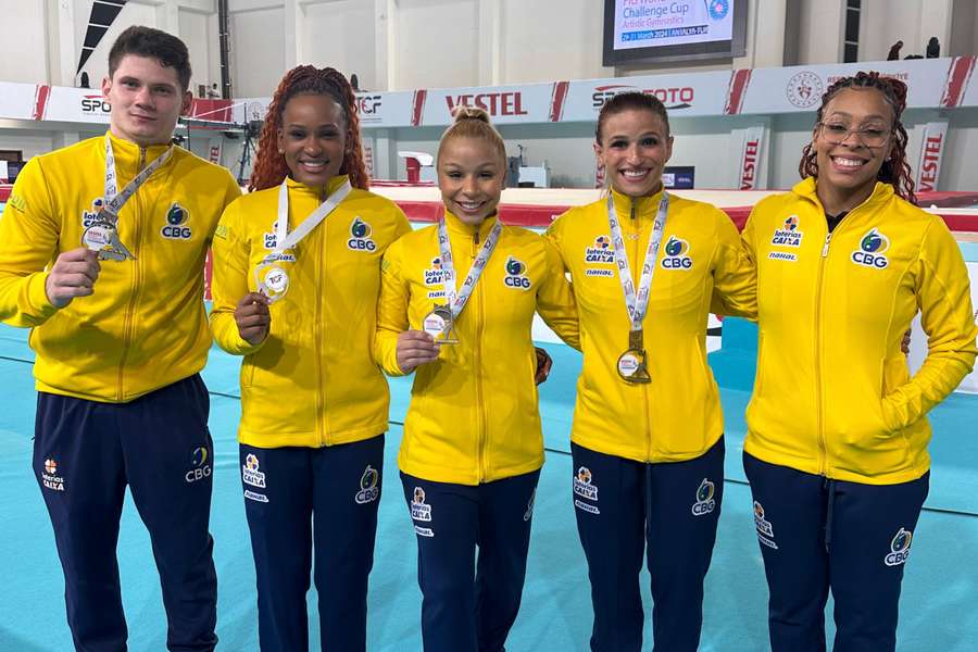Delegação brasileira trouxe quatro medalhas da Turquia