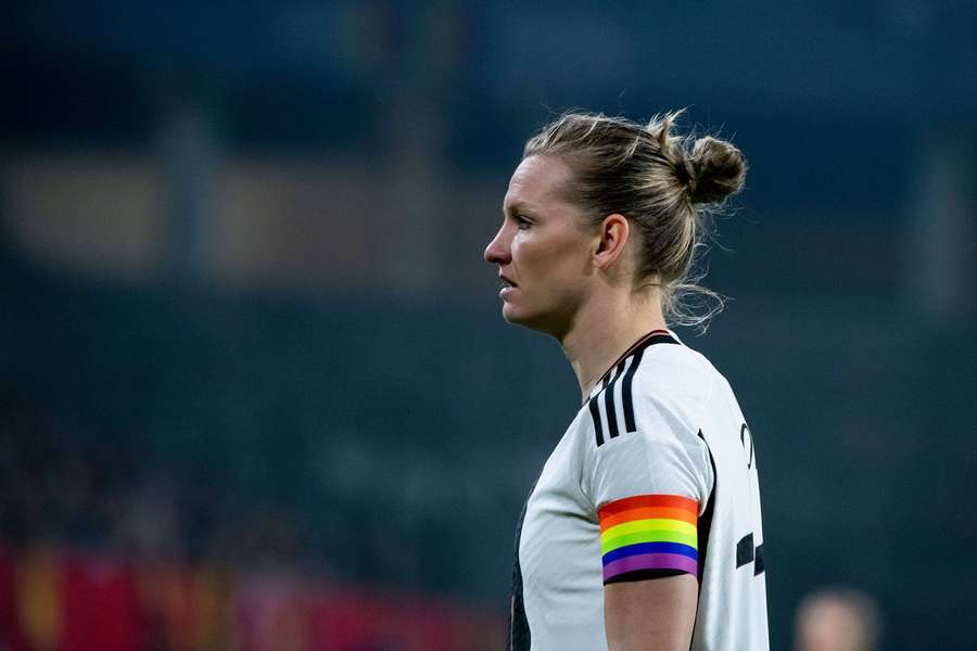 Auch Alexandra Popp muss bei der WM auf eine LGBTQ+-Binde verzichten