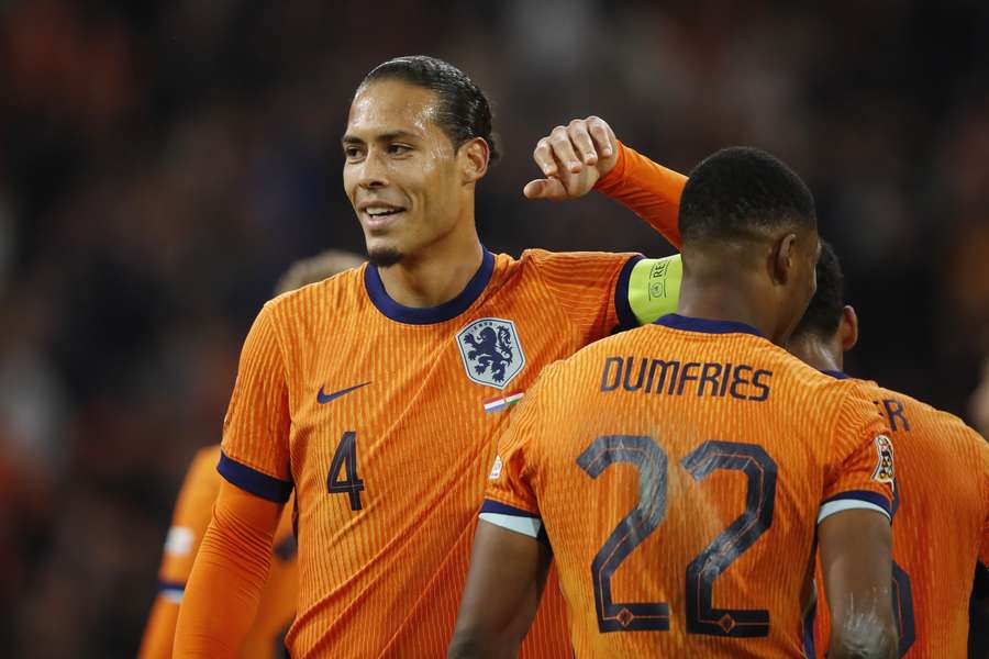 Aanvoerder Virgil van Dijk is met Oranje zeker van een plek in de kwartfinales