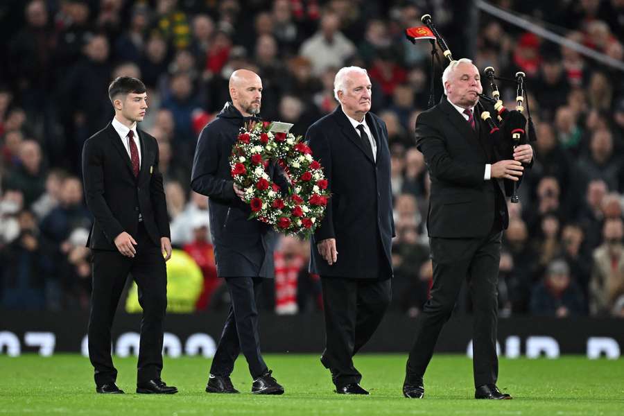 O Manchester United prestou lindas homenagens a Bobby Charlton