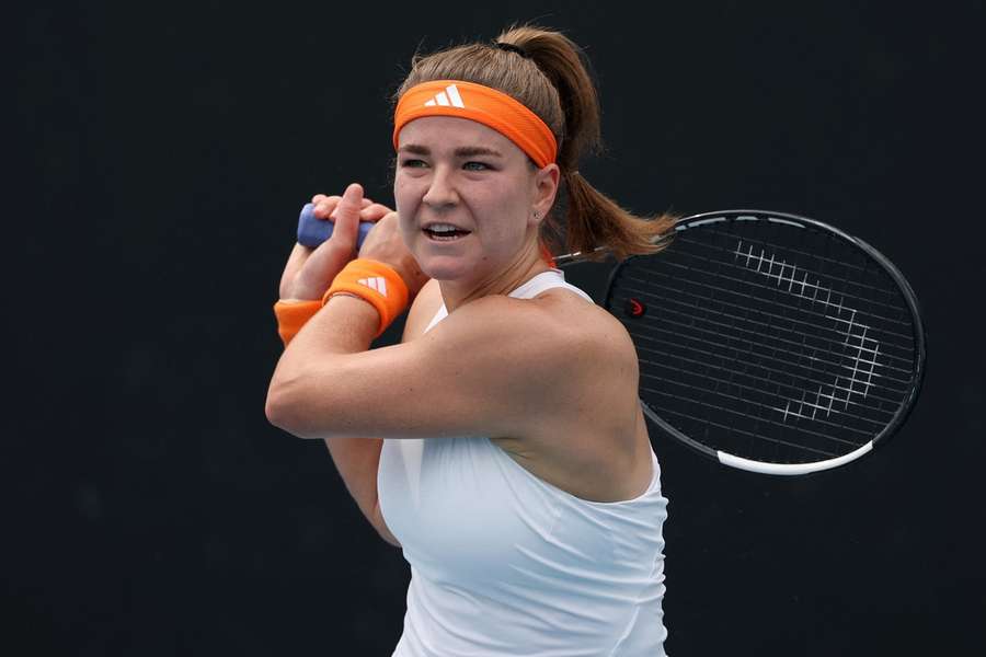 Karolína Muchová se porve s Jakubem Menšíkem o finále na US Open. Karolína Muchová se porve s Jakubem Menšíkem o finále na US Open.