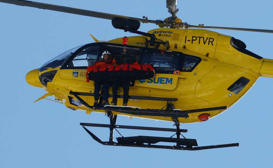 Vonn was carried away by a helicopter