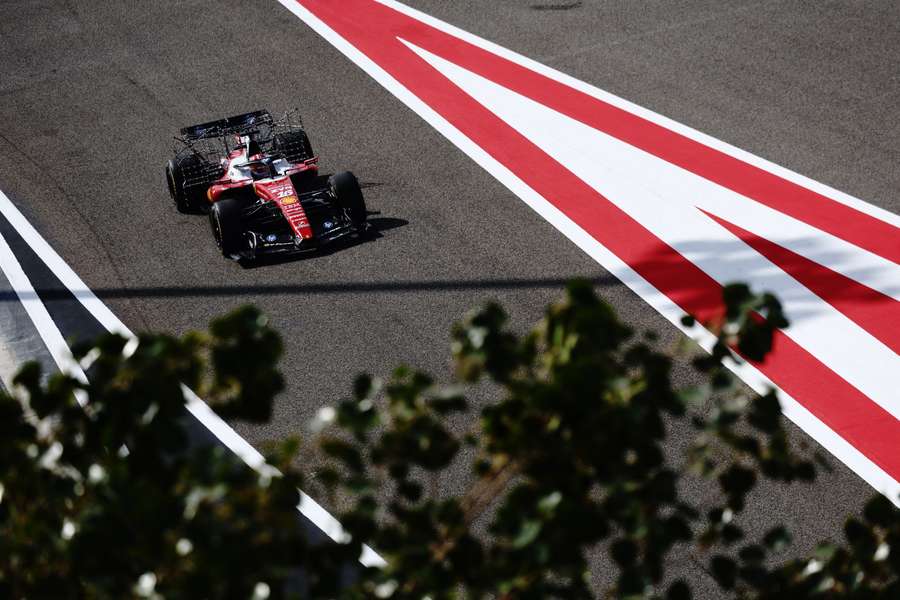 Charles Leclerc sul circuito di Sakhir