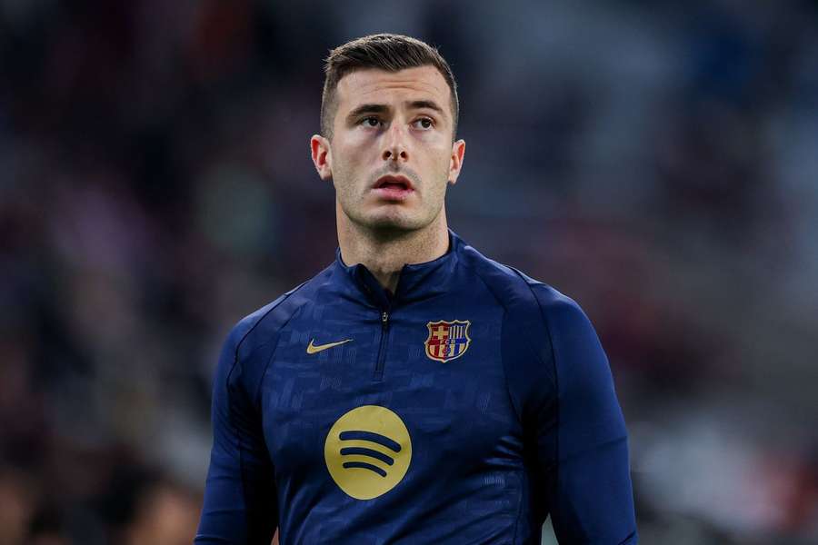 Iñaki Peña não está satisfeito com o seu papel no Barça