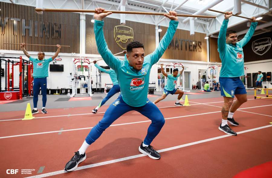 Vitor Roque, atacante do Palmeiras Vitor Roque, atacante do Palmeiras