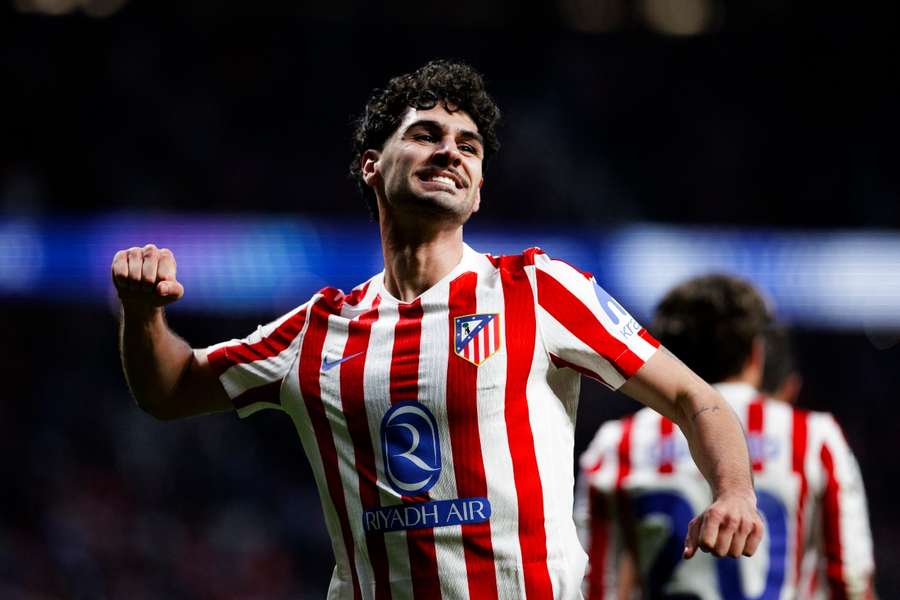 Johnny Cardoso celebra su primer  gol con el Atleti
